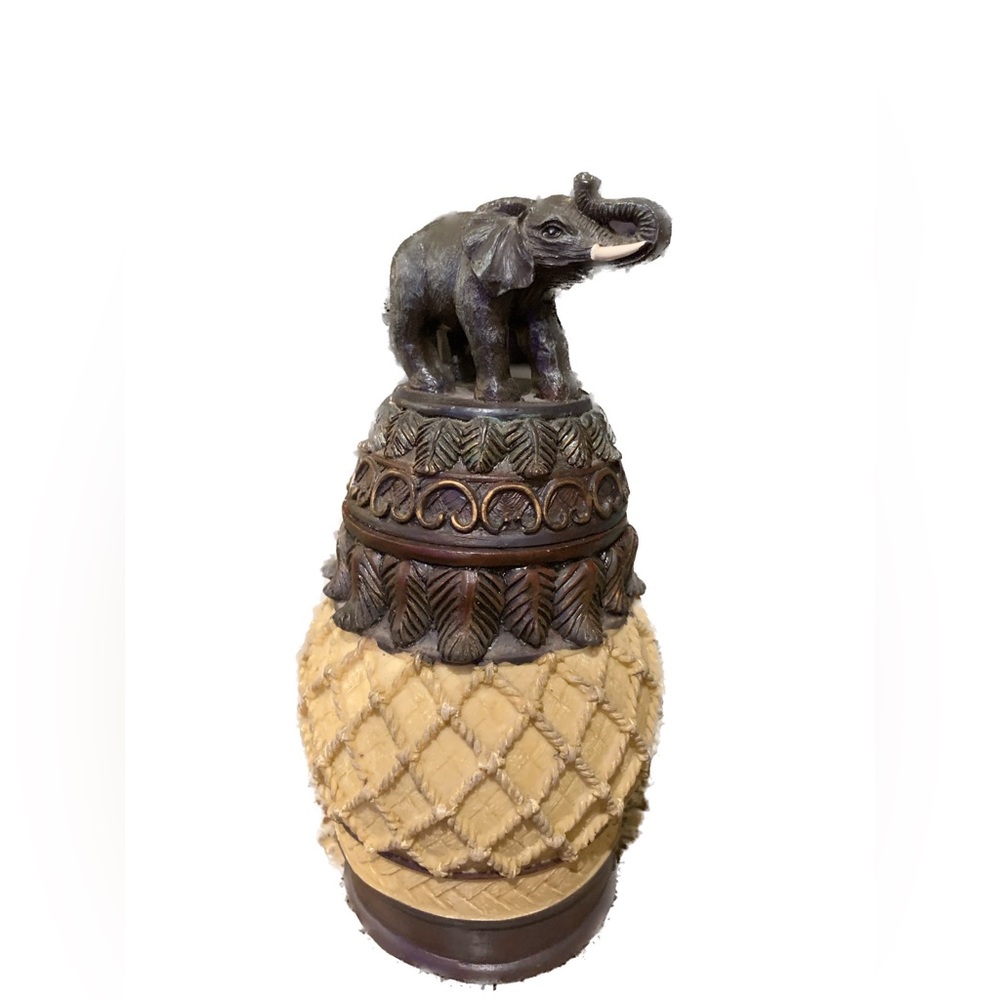 Elephant decor item